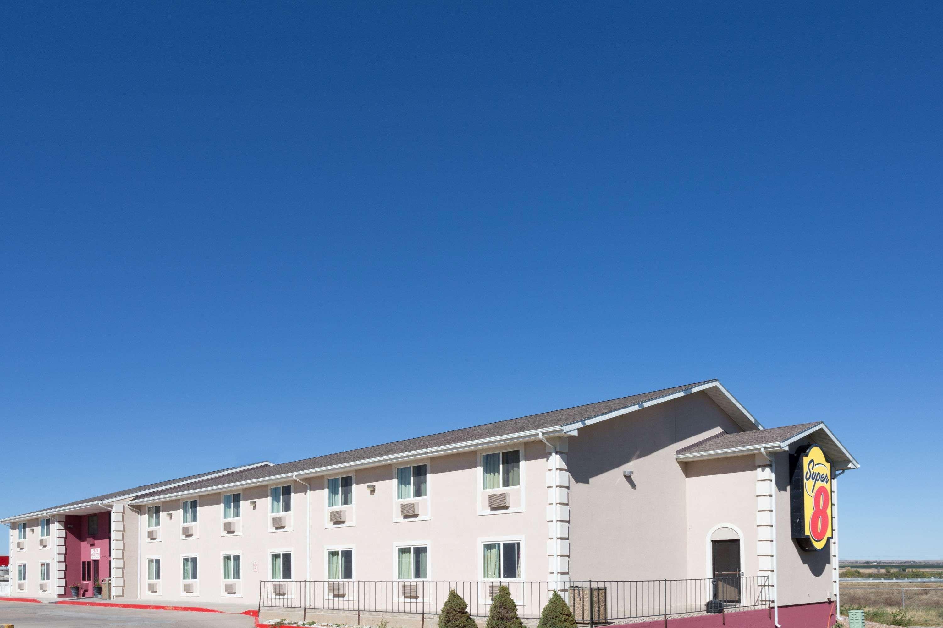 Super 8 By Wyndham Ft. Morgan Hotel